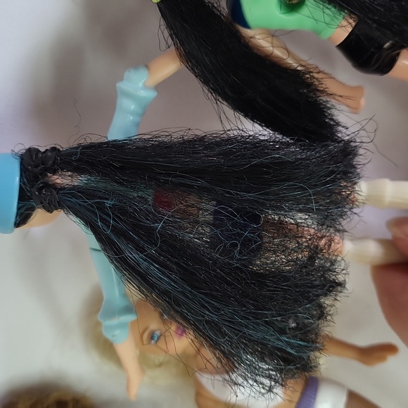 My Scene Barbie Mini Dolls 2004 Dolls set of 8 Used Condition - Picture 10 of 17